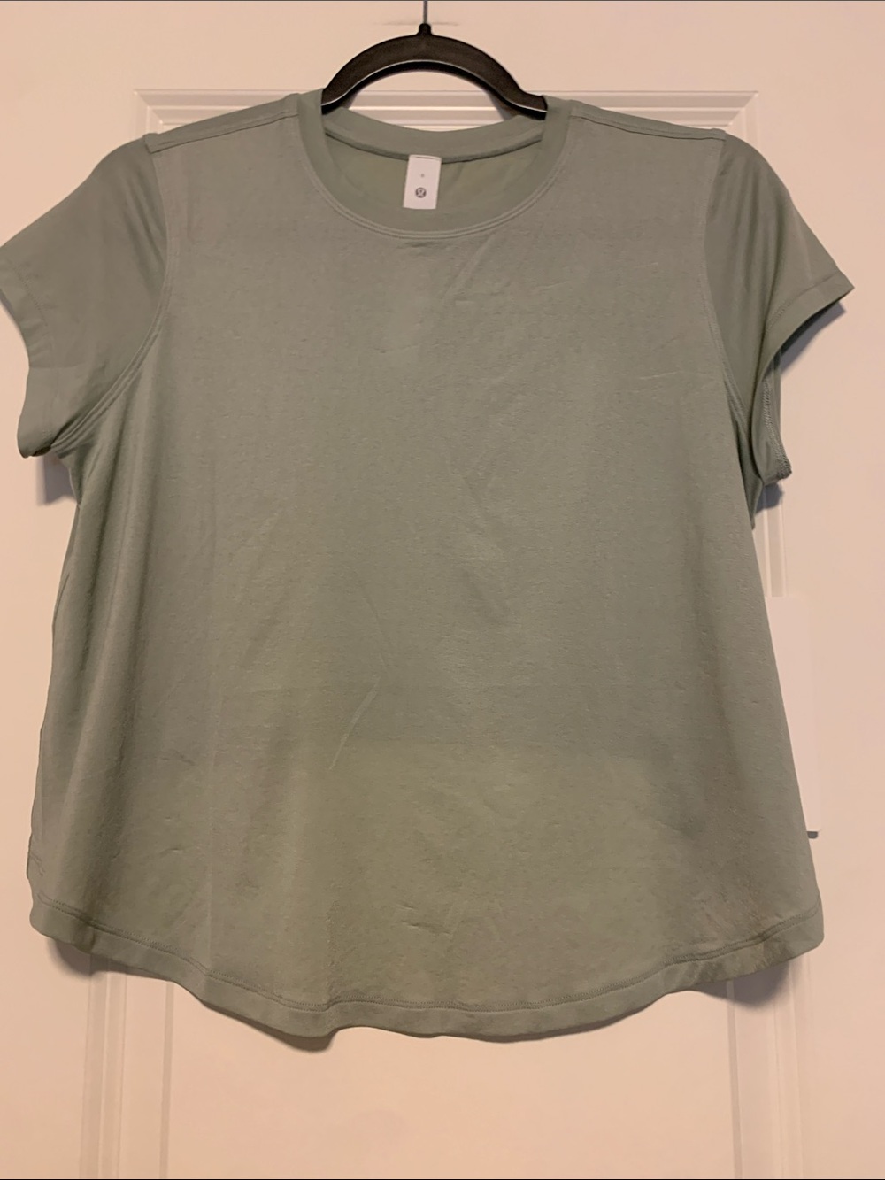 lululemon athletica SS Lightweight Training Tee
Sz 6, NWT